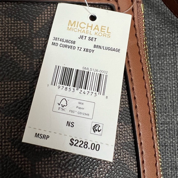 NWT MICHAEL KORS JET SET MEDIUM CURVED TOP ZIP CROSSBODY SHOULDER BAG PURSE - Picture 7 of 8